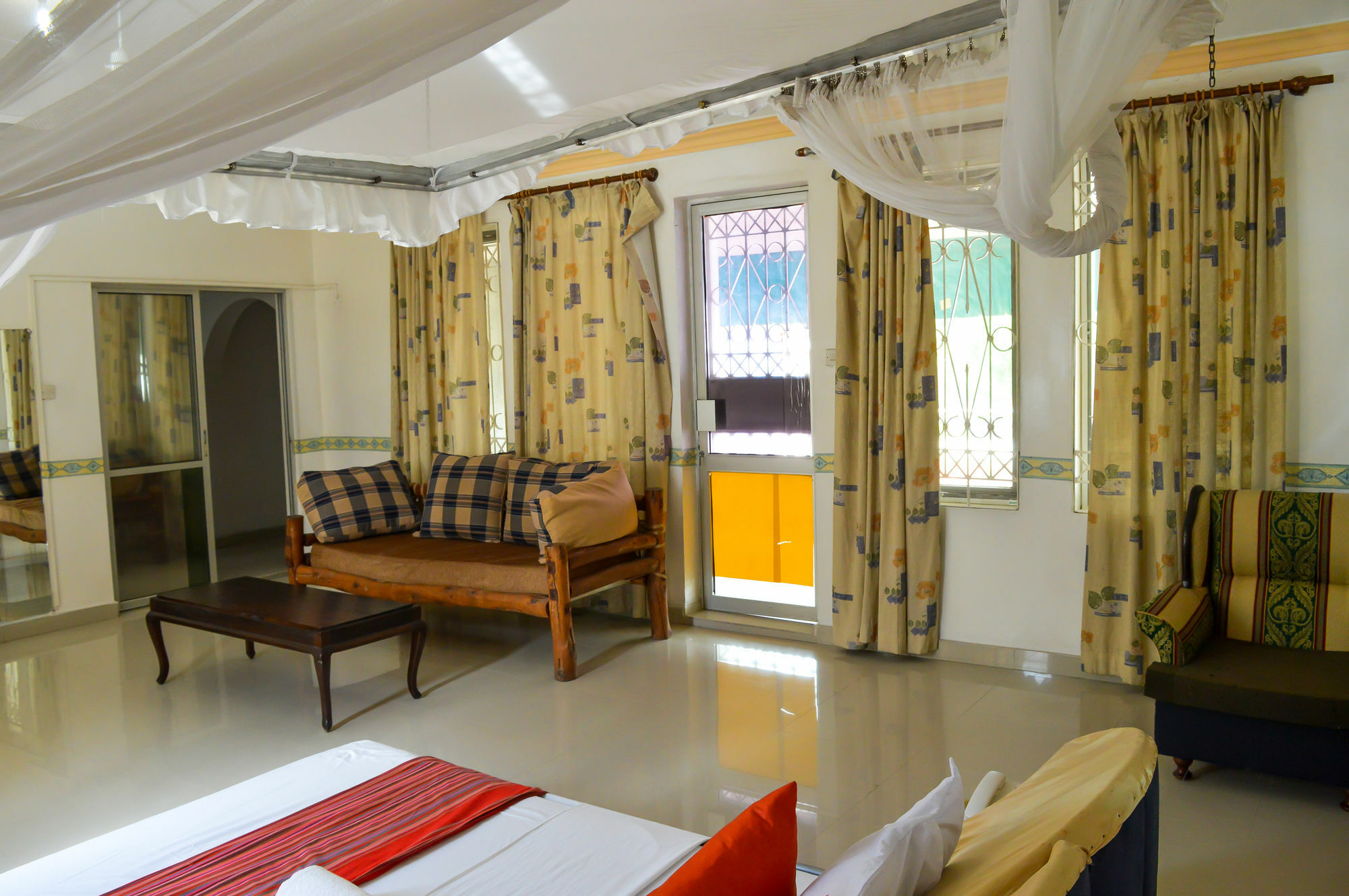 Sanana Conference Center&Holiday Resort Mombasa Exterior foto